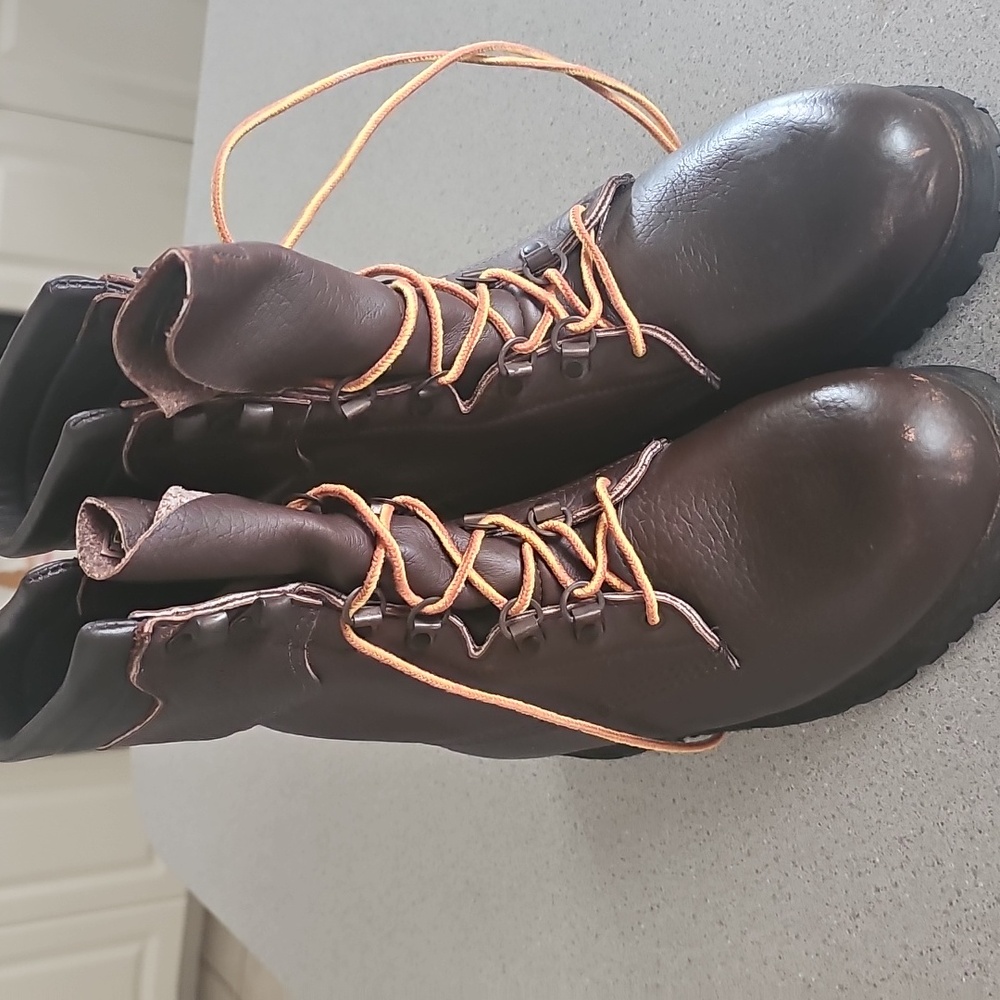Men's Brown Leather‎ Boots, Cabelas 2006 Sidney Nabraska Size 7.5.  Like New.